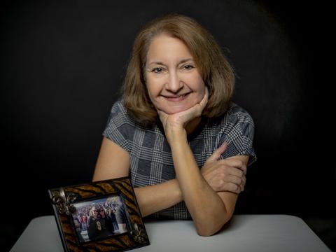 Barri Bronston headshot